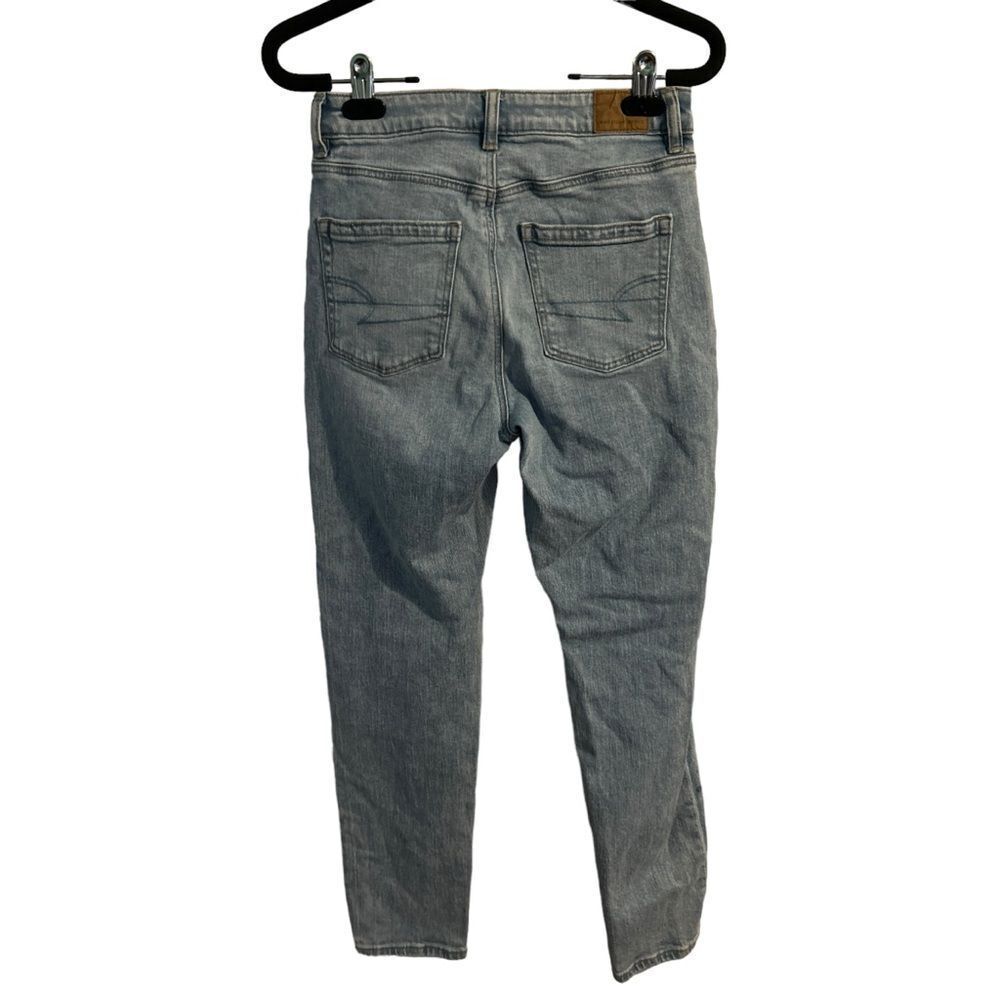 American Eagle Strigid Mom Jeans Size 0 - Picture 3 of 16